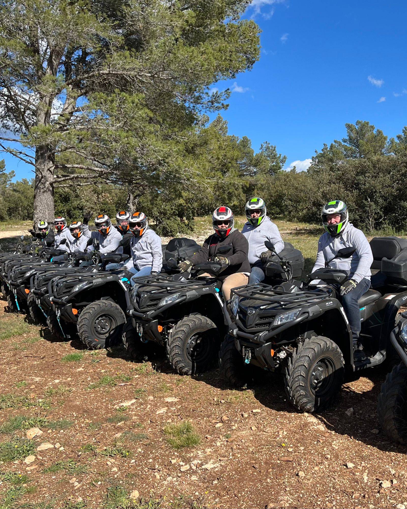 La demi-saison : le moment idéal pour réaliser une balade en quad entre Bandol et le Castellet ! 