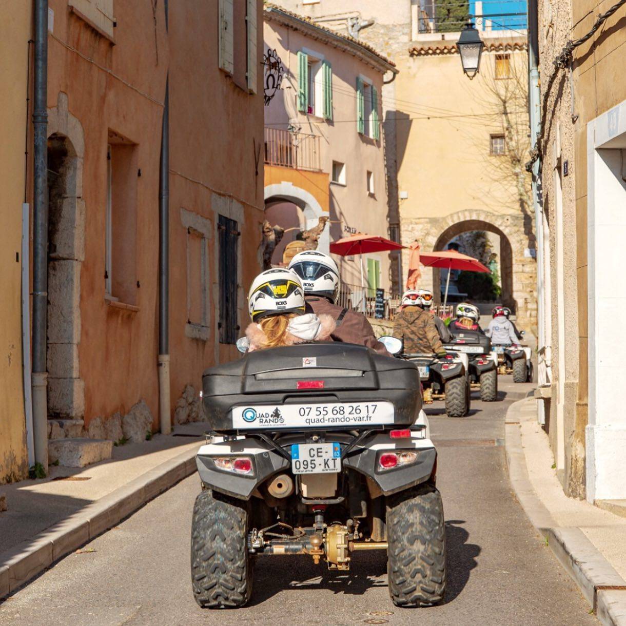 Faire une randonnée quad avec guide près de Toulon