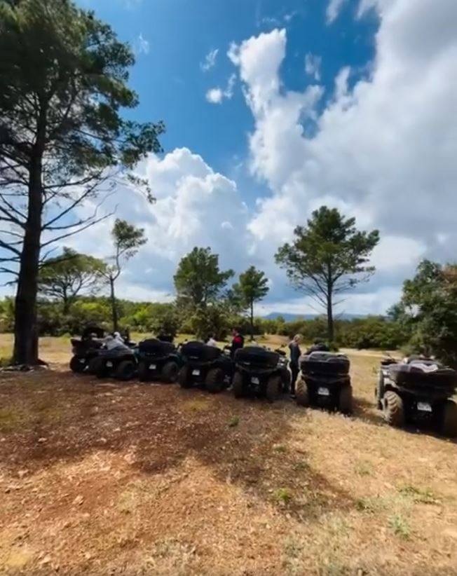 Randonnée quad pour team-building proche de Marseille
